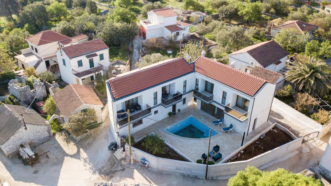Villa La เวลลิคิ ดราเวนนิค ภายนอก รูปภาพ